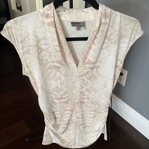 Vince Camuto size medium snake skin print fitted comfort. Cream and muted color